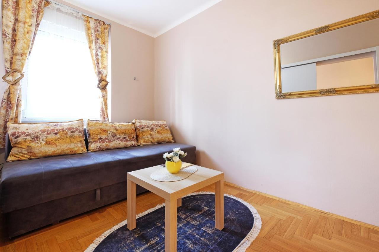 בלגרד Sava Square Apartment מראה חיצוני תמונה